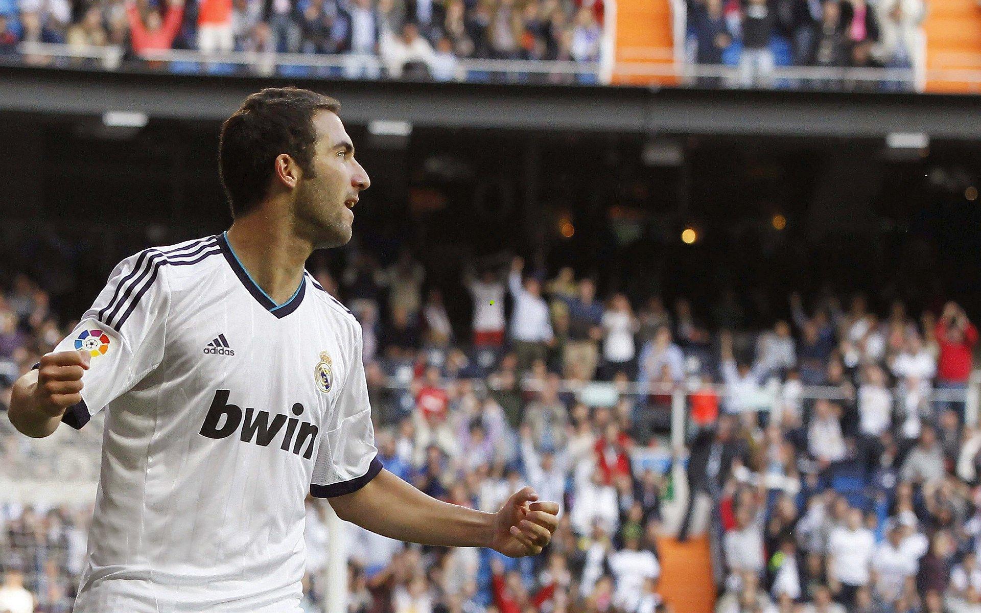 东契奇对阵快船累积1304分，升至队史对手得分榜第13名